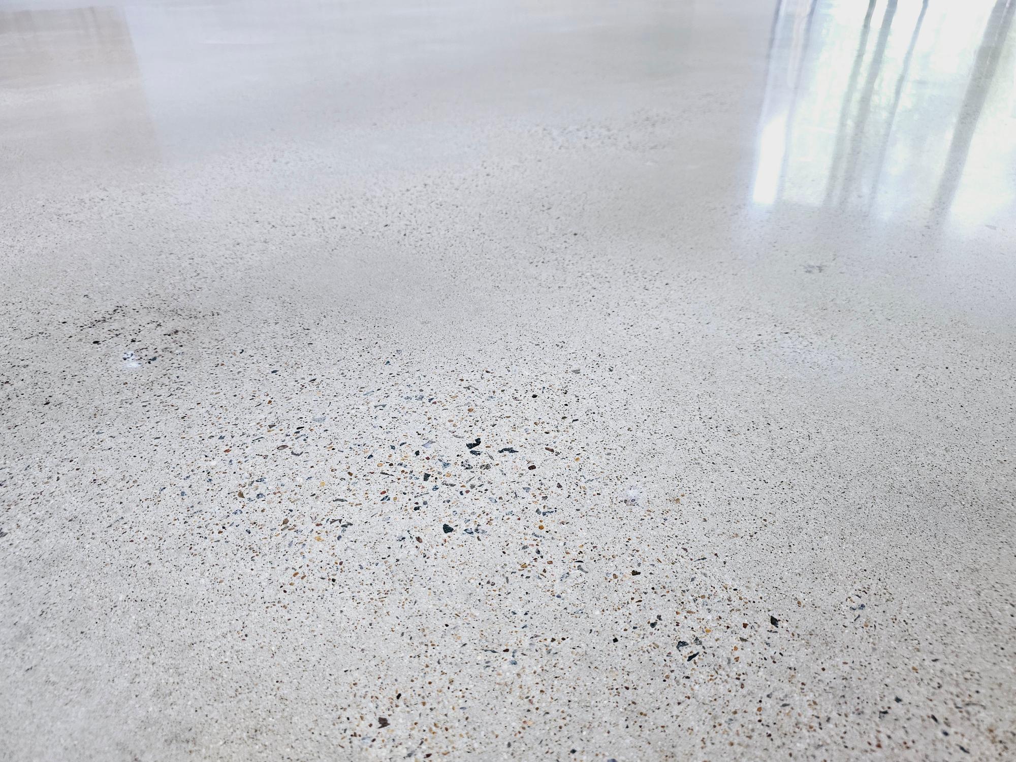 VIEW Salt & Pepper Concrete Finish