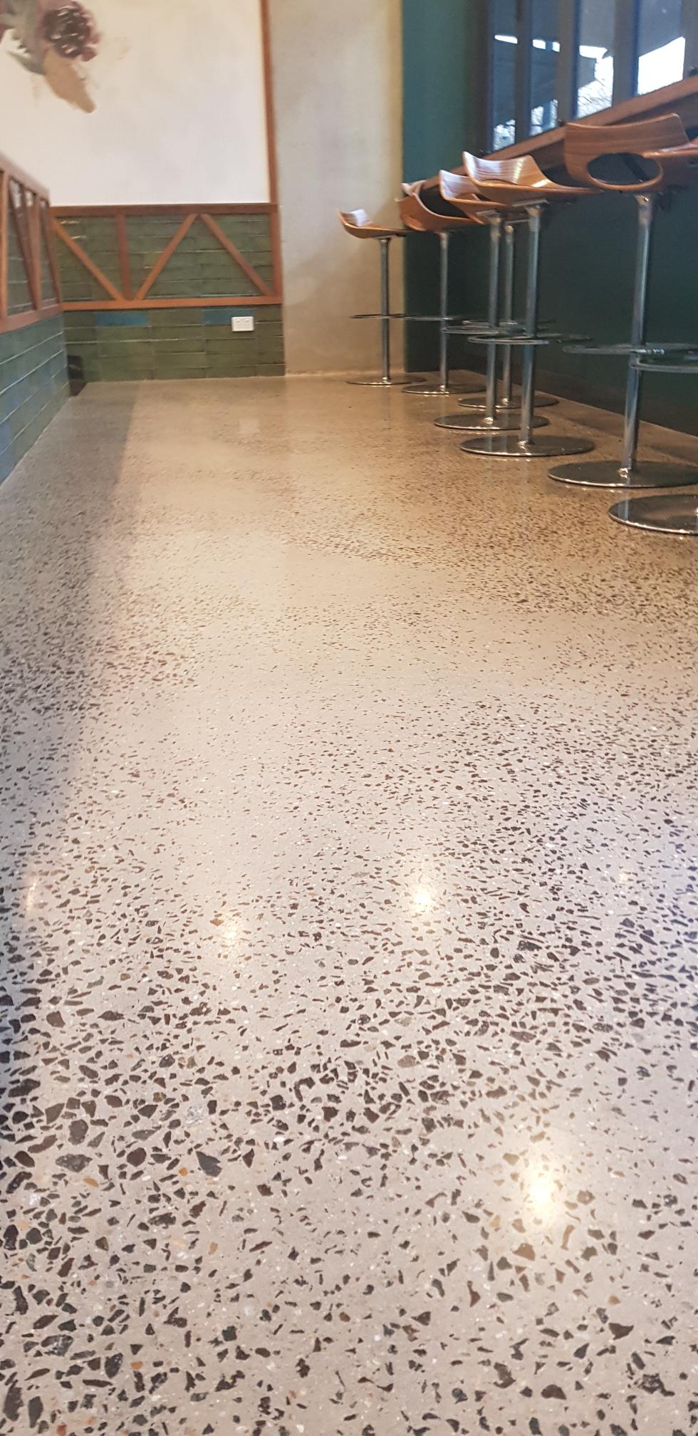 Medium Exposure Concrete Finish